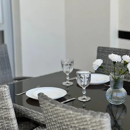 Apartman New Appartement, Fully Air Conditioned, South Tenerife! *